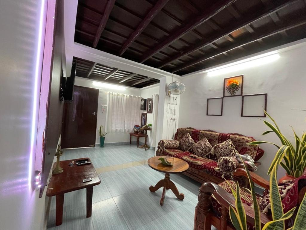 Kerala Heritage - Periya Veedu Holiday home