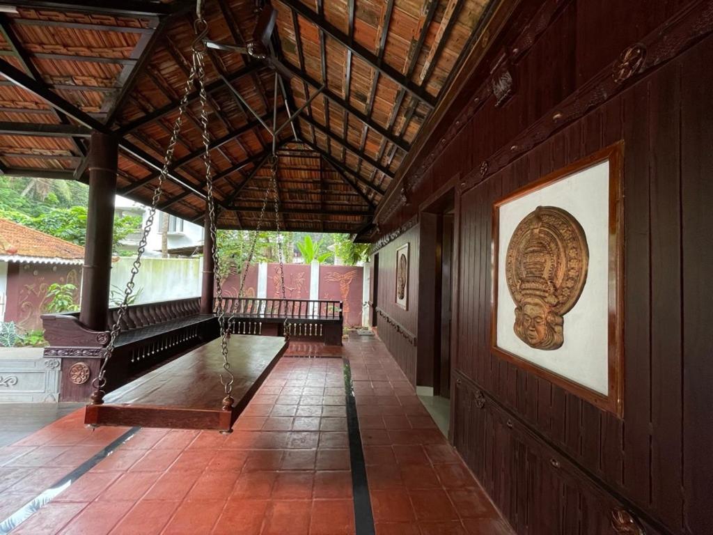 Kerala Heritage - Periya Veedu Holiday home